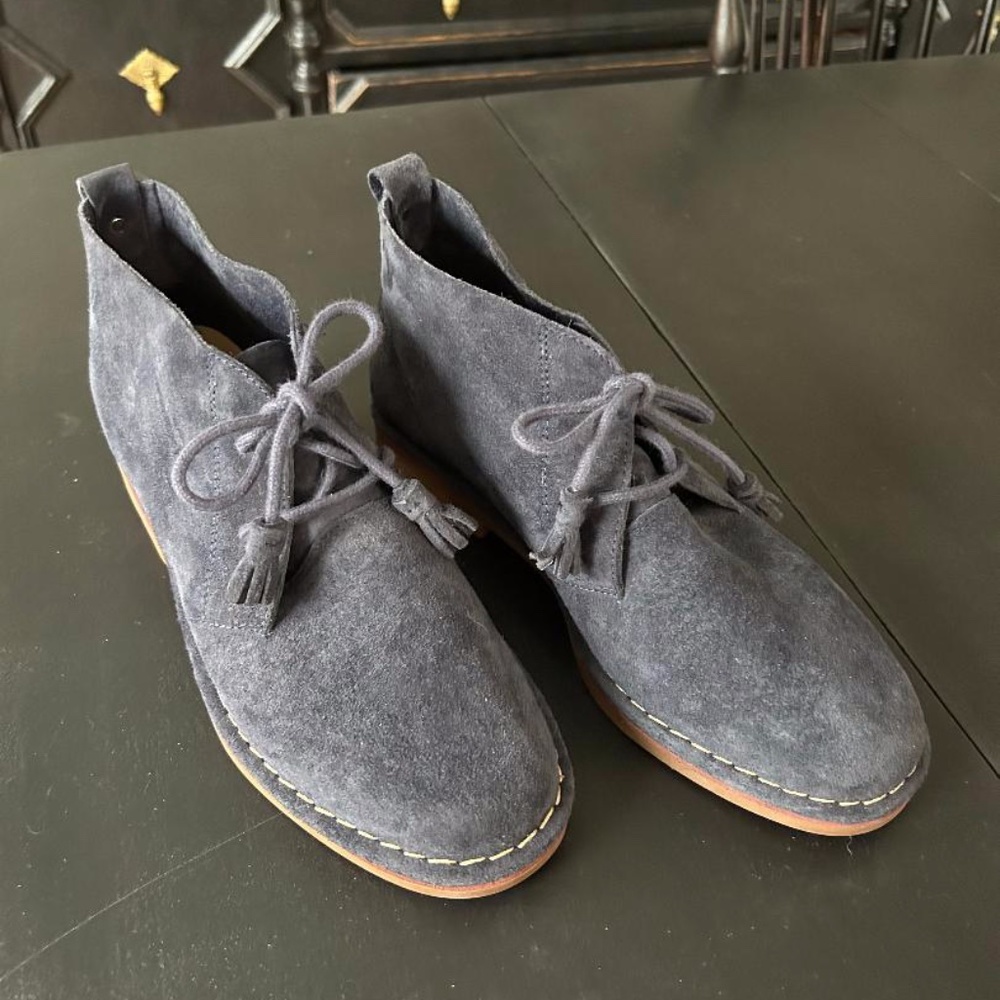 Womens Hush Puppy Booties Size 9. Blue Suede Catelyn Tassel